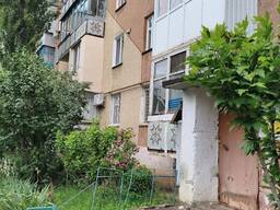 1 комн. кВ. в центре г. Тирасполе, возле Ориона,3эт. /5 эт. , пл.33 кв.