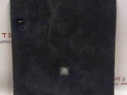 1Чехол-накладка задняя спинки сиденья 3-го ряда левая Tesla model X 1066926-00-A