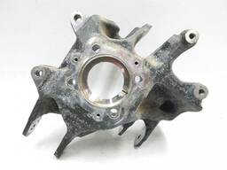 Кулак задний правый (цапфа) Tesla model X 1027416-00-D