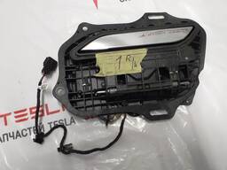 Механизм ручки наружной задней левой в сборе GEN 1 Tesla model S 1135722-S0-A