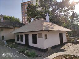 Натуральная деревянная крыша в Молдове