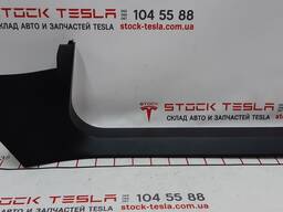 Облицовка порога стойки А нижняя правая Tesla model S 1010669-00-F
