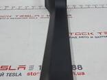Облицовка порога стойки А нижняя правая Tesla model S 1010669-00-F - фото 1