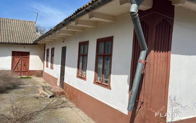 Продается дом в с. Малаешты 6800$ торг уместен