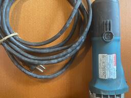 Продам бу электрические вырубные ножницы по металлу Makita Mod. JN1601 - ОРИГИНАЛ.