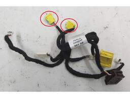 Подкапотный пластик бокса правый RWD Tesla model S 1019075-00-E