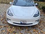 Tesla model 3 - фото 1